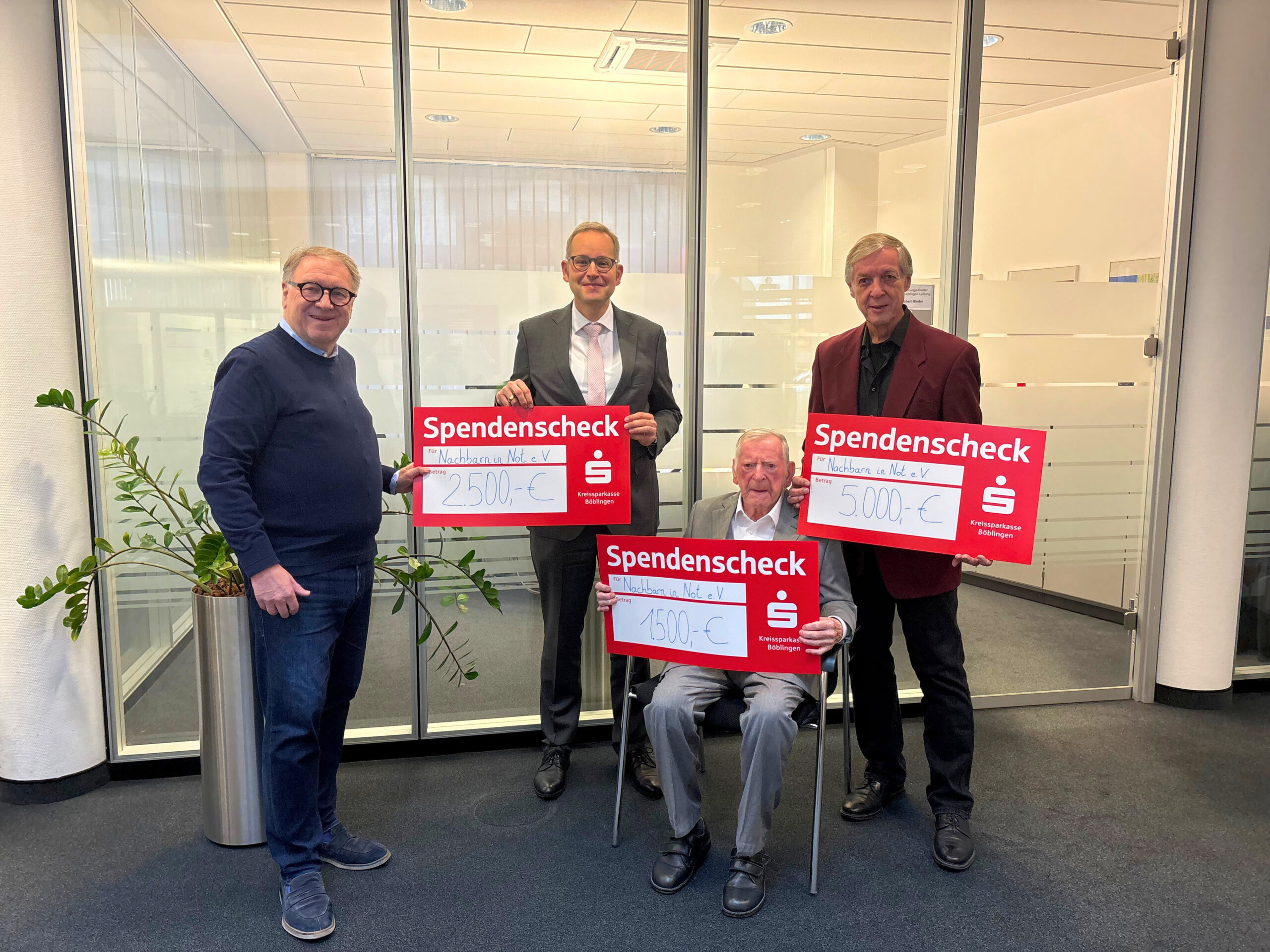 Großzügige Spende zum 90. Geburtstag